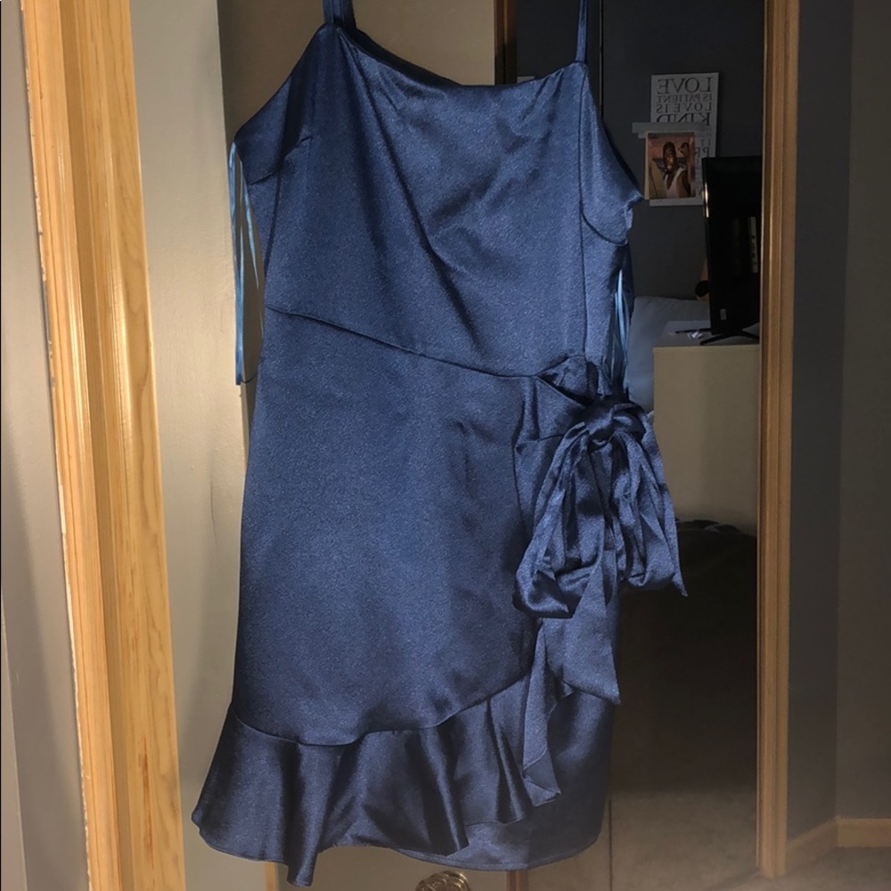 Blue dress